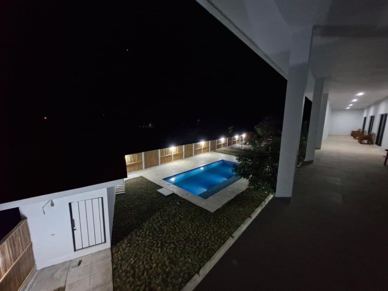 Satu Hati Hotel Ekas Exterior photo